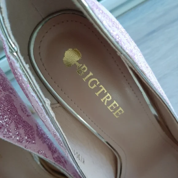 Pumps - Picture 3 of 3